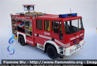 Iveco EuroFire 140E28 4x4 I serie
Vigili del Fuoco
AutoPompaSerbatoio allestimento Iveco-Magirus - Anno 2004
Modello in scala 1:14
Parole chiave: Iveco EuroFire_140E28_4x4_Iserie