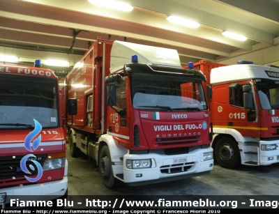 Iveco EuroCargo 180E28 II serie
Vigili del Fuoco
Comando Provinciale di Venezia
Distaccamento di Mestre (VE)
Nucleo Operativo Chimico Speciale
VF 23728

Si ringraziano
il Comandante Provinciale ing. Munaro 
e tutto il personale del Comando
Parole chiave: Iveco EuroCargo_180E28_IIserie VF23728