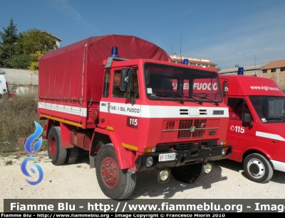 Iveco 90PC
Vigili del Fuoco
Colonna Mobile Lazio
Sezione Operativa
VF 13665
Parole chiave: Iveco 90PC VF13665