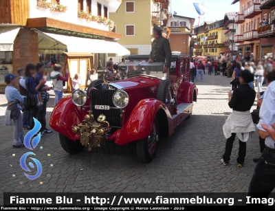 Isotta Fraschini 8A
Vigili del Fuoco
Comando Provinciale di Milano
Autovettura multifunzione storica allestimento Tamini
VF 433
Parole chiave: Isotta-Fraschini 8A VF433 Raduno_Nazionale_VVF_2010