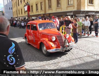 Fiat 1100
Vigili del Fuoco
Corpo Volontario di Strigno (TN)
Mezzo storico
VF J15 TN
Parole chiave: Fiat 1100 VFJ15TN Raduno_Nazionale_VVF_2010