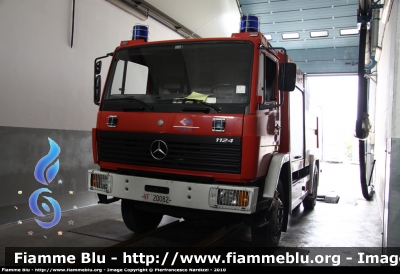 Mercedes-Benz 1124 4x4
Vigili del Fuoco
Comando Provinciale di Chieti
Distaccamento di Casoli (CH)
AutoBottePompa allestimento Bai
fotografata presso l'officina Iveco Luigi Ferrari
VF 20082
Parole chiave: Mercedes-Benz 1124_4x4 VF20082