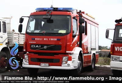 Volvo FL 280 III serie
Vigili del Fuoco
Comando Provinciale di Potenza
AutoPompaSerbatoio allestimento Bai
fotografata presso l'officina Iveco Luigi Ferrari
VF 25624
Parole chiave: Volvo FL_280_IIIserie VF25624