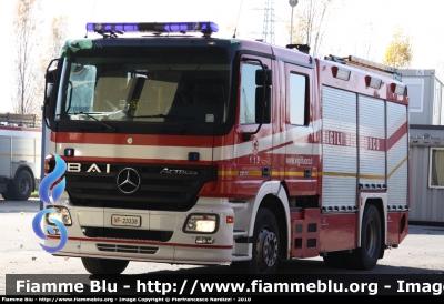 Mercedes-Benz Actros 1841 II serie
Vigili del Fuoco
Comando Provinciale di Firenze
Distaccamento di Firenze Ovest-Indiano
AutoPompaSerbatoio allestimento Bai
VF 23338
Parole chiave: Mercedes-Benz Actros_1841_IIserie VF23338