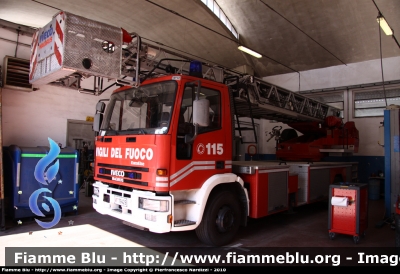 Iveco EuroFire 150E27 I serie
Vigili del Fuoco
Comando provinciale di Lucca
VF 19429
Parole chiave: Iveco EuroFire_150E27_Iserie VF19429