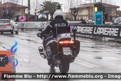 Bmw R1200RT II serie
Polizia di Stato
Polizia Stradale
in scorta alla Tirreno-Adriatico 2023
Moto 01 - Bandiera Verde
POLIZIA G2885
Parole chiave: Bmw R1200RT_IIserie POLIZIAG2885