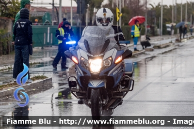 Bmw R1200RT II serie
Polizia di Stato
Polizia Stradale
in scorta alla Tirreno-Adriatico 2023
Moto 02 - Bandiera Gialla
POLIZIA G2666
Parole chiave: Bmw R1200RT_IIserie POLIZIAG2666