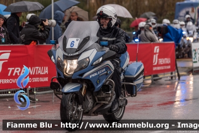 Bmw R1200RT II serie
Polizia di Stato
Polizia Stradale
in scorta alla Tirreno-Adriatico 2023
Moto 06
Parole chiave: Bmw R1200RT_IIserie