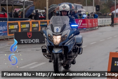 Bmw R1200RT II serie
Polizia di Stato
Polizia Stradale
in scorta alla Tirreno-Adriatico 2023
Moto 09
POLIZIA G2421
Parole chiave: Bmw R1200RT_IIserie POLIZIAG2421