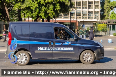 Fiat Doblò III serie
Polizia Penitenziaria
POLIZIA PENITENZIARIA 093 AF
Parole chiave: Fiat Doblò_IIIserie POLIZIAPENITENZIARIA093AF Festa_della_Repubblica_2014