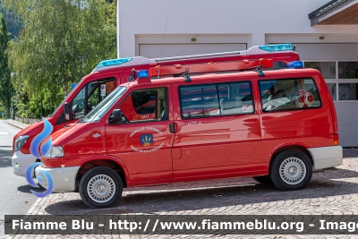 Volkswagen Transporter T4 Syncro restyle
Vigili del Fuoco
Unione Distrettuale Alta Val Venosta
Corpo Volontario di Prato allo Stelvio (BZ)
Freiwillige Feuerwehr Prad am Stilfserjoch
VF 0Y3 BZ
Parole chiave: Volkswagen Transporter_T4_Syncro_restyle VF0Y3BZ