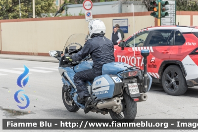 Yamaha FJR 1300 II serie
Polizia di Stato
Polizia Stradale
in scorta al Giro d'Italia 2023
Moto 10
POLIZIA G3083
Parole chiave: Yamaha FJR_1300_IIserie POLIZIAG3083