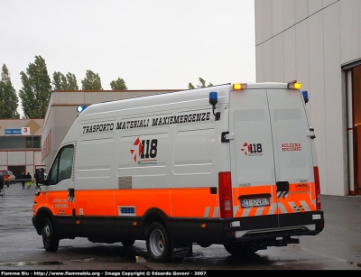 Iveco Daily III serie restyle
118 Bologna
Allestito Vision
BO 0014
Parole chiave: Iveco Daily_IIIserie_restyle 118_Bologna Reas_2007