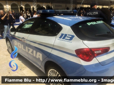 Alfa Romeo Nuova Giulietta restyle
Polizia di Stato
POLIZIA M1465
Parole chiave: Alfa-Romeo Nuova_Giulietta_restyle POLIZIAM1465