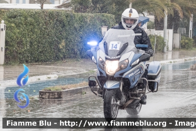 Bmw R1200RT II serie
Polizia di Stato
Polizia Stradale
in scorta alla Tirreno-Adriatico 2023
Moto 14
POLIZIA G2418
Parole chiave: Bmw R1200RT_IIserie POLIZIAG2418