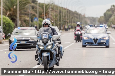 Yamaha FJR 1300 II serie
Polizia di Stato
Polizia Stradale
in scorta al Giro d'Italia 2023
Moto 14
Parole chiave: Yamaha FJR_1300_IIserie