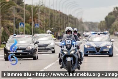 Yamaha FJR 1300 II serie
Polizia di Stato
Polizia Stradale
in scorta al Giro d'Italia 2023
Moto 14
Parole chiave: Yamaha FJR_1300_IIserie