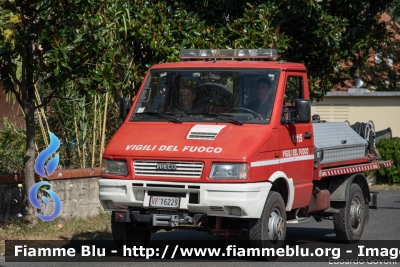 Iveco Fauno
Vigili del Fuoco
Comando Provinciale di Lucca
Allestimento Rampini
VF 16229
Parole chiave: Iveco Fauno VF16229