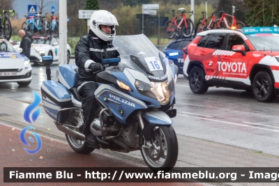 Bmw R1200RT II serie
Polizia di Stato
Polizia Stradale
in scorta alla Tirreno-Adriatico 2023
Moto 16
Parole chiave: Bmw R1200RT_IIserie