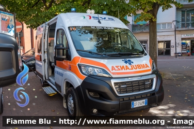 Peugeot Boxer IV serie
Società Volontaria di Soccorso Livorno
Automezzo 16
Allestimento MAF
Parole chiave: Peugeot Boxer_IVserie Ambulanza