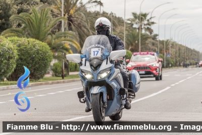 Yamaha FJR 1300 II serie
Polizia di Stato
Polizia Stradale
in scorta al Giro d'Italia 2023
Moto 17
Parole chiave: Yamaha FJR_1300_IIserie