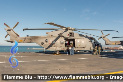 Agusta-Westland EH-101 TTH Mk410
Marina Militare Italiana
I° gruppo elicotteri
MariStaEli Luni
MM 81493
s/n 2-14
Parole chiave: Agusta-Westland EH-101_TTH_Mk410