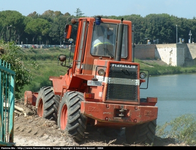 Fiat Allis FR7B
Vigili del Fuoco
Comando Provinciale di Pisa
VF 16515
Parole chiave: Fiat Allis FR7B VF16515