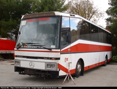 Mercedes Benz Padane O303
Vigili del Fuoco
Comando di Livorno
VF 21303
Parole chiave: Mercedes-Benz Padane_O303 VF21303