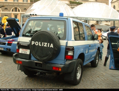 Mitsubishi Pajero Swb II serie
Polizia di Stato
POLIZIA D7304
Parole chiave: Mitsubishi Pajero_Swb_IIserie PoliziaD7304 Festa_della_Polizia_2005