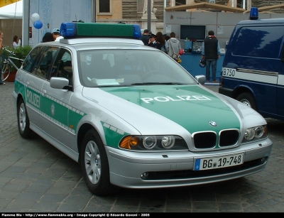 Bmw 520 E39 Touring II serie
Bundesrepublik Deutschland - Germania
Bundespolizei - Polizia di Stato 
-vecchia livrea-
Parole chiave: Bmw 520_E39_Touring_IIserie Festa_della_Polizia_2005