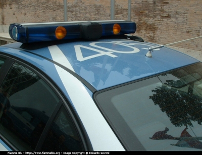 Bmw 320 E46
Polizia di Stato
Reparto prevenzione crimine
Parole chiave: Bmw 320_E46 PoliziaD9756 Festa_della_polizia_2005