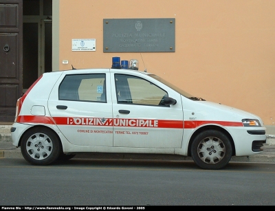 Fiat Punto II serie
Polizia Municipale Montecatini Terme
Parole chiave: Fiat Punto_IIserie PM_Montecatini_Terme