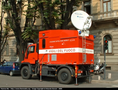 Mercedes-Benz Unimog U500 
Vigili del Fuoco
Stazione Satellitare Mobile
Roma
Gemini 4
VF 21790
Parole chiave: Mercedes-Benz Unimog_U500 VF21790