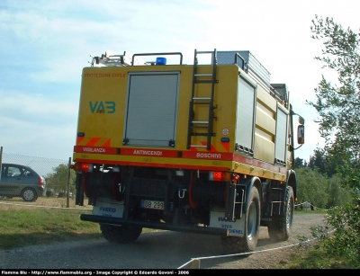 Iveco EuroCargo 140E24 4x4 II serie
VAB
Rignano sull'Arno
Parole chiave: Iveco EuroCargo_140E24_4x4_IIserie Cieli_Vibranti_di_Musica_e_Stelle_2006