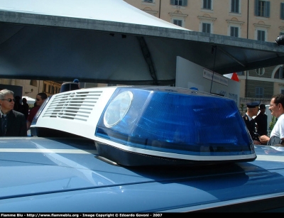 Audi A4 Avant IV serie
Polizia Stradale in servizio sull'autostrada del Brennero A22
Seconda Fornitura
Particolare del lampeggiante della seconda fornitura
Polizia F4686
Parole chiave: Audi A4_Avant_IVserie PoliziaF4686 Festa_della_Polizia_2007