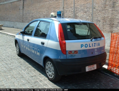 Fiat Punto II serie
Polizia di Stato
Servizio Aereo
POLIZIA E9579
Parole chiave: Fiat Punto_IIserie PoliziaE9579 Festa_della_Polizia_2007