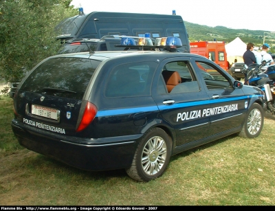 Lancia Lybra Stationwagon
Polizia Penitenziaria
POLIZIA PENITENZIARIA 197 AE
Parole chiave: Lancia Lybra_Stationwagon PoliziaPenitenziaria197AE Cieli_Vibranti_di_Musica_e_Stelle_2007