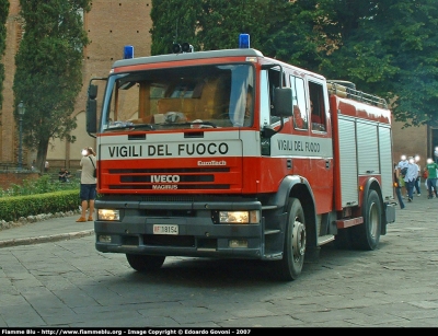 Iveco EuroTech 190E27
Vigili del Fuoco
Comando Provinciale di Siena
AutoPompaSerbatoio allestimento Iveco-Magirus
VF 18154
Parole chiave: Iveco EuroTech_190E27 VF18154