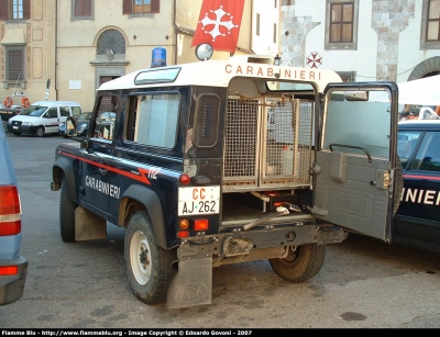 Land Rover Defender 90
Carabinieri
nucleo cinofili di Pisa
Parole chiave: Land_Rover Defender_90 CCAJ262 Giornate_della_Protezione_Civile_Pisa_2007