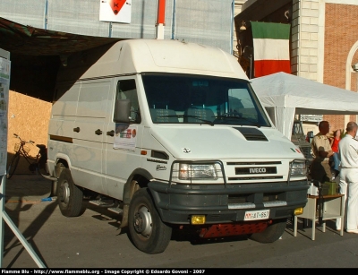 Iveco Daily 35-10 4x4 II serie
Marina Militare
C.I.S.A.M.
MM AT 867
Parole chiave: Iveco Daily_35-10_4x4_IIserie MMAT867 Giornate_della_Protezione_Civile_Pisa_2007