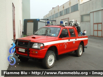 Mitsubishi L200 III serie
Vigili del Fuoco
Distretto della Vallagarina
Corpo Volontario di Vallarsa (Tn)
VF F26 TN
Parole chiave: Mitsubishi L200_IIIserie VFF26TN Reas_2007