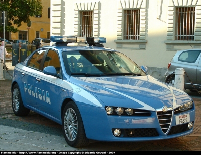 Alfa Romeo 159
Polizia di Stato
Squadra Volante
POLIZIA F6324
Parole chiave: Alfa_Romeo 159 PoliziaF6324