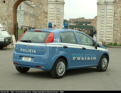 Fiat Grande Punto
Polizia di Stato
Polizia F7159
Parole chiave: Fiat Grande_Punto PoliziaF7159