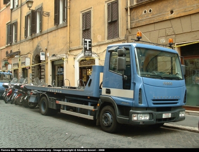 Iveco EuroCargo 120EL21 II serie
Polizia di Stato
Parole chiave: Iveco EuroCargo_120EL21_IIserie PoliziaF3095 Festa_della_Polizia_2008