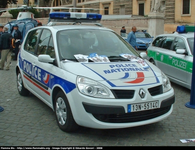 Renault Scenic II serie
France - Francia
Police Nationale
Parole chiave: Renault Scenic_IIserie Festa_della_Polizia_2008