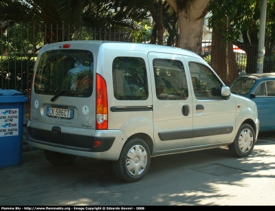 Renault Kangoo I serie
P.A. Croce Verde Isola d'Elba
Parole chiave: Renault Kangoo_Iserie Servizi_Sociali 118_Livorno