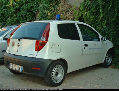 Fiat Punto III serie
Provincia di Mantova servizio di Polizia Stradale
Parole chiave: Fiat Punto_IIIserie Provincia_di_Mantova_servizio_di_Polizia_Stradale