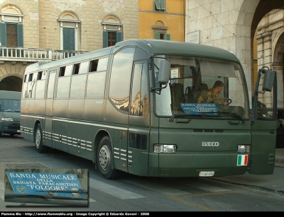 Iveco Orlandi EuroClass
Esercito Italiano
Banda Musicale della Brigata Folgore
EI AG 394
Parole chiave: Iveco Orlandi EuroClass Brigata_Folgore EIAG394