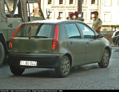 Fiat Punto II serie
Esercito Italiano
Parole chiave: Fiat Punto_IIserie EIBG044