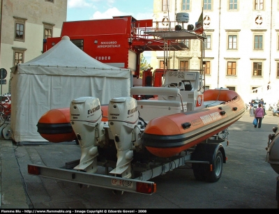 Gommone GC B61
Guardia Costiera
Parole chiave: Gommone GCB61 CPR0187 Giornate_della_Protezione_Civile_Pisa_2008